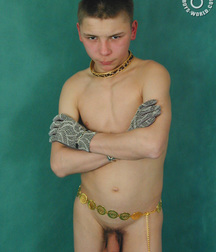 Alex a mysterious beauty. 5a60d1d99a11f.jpg