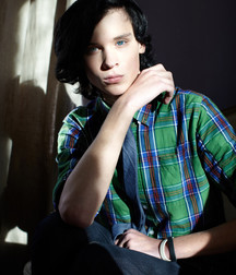 Giovanni Glenn est tellement beau. 5a7a07e846ff8.jpg