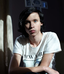 Giovanni Glenn est tellement beau. 5a7a07e9a4057.jpg
