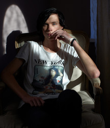 Giovanni Glenn est tellement beau. 5a7a07eaca66d.jpg