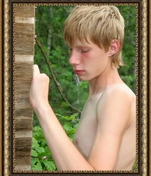 Leon est vraiment le plus beau. 5a8b17d7554ab.jpg