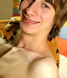 Finn and his tiger. 5a9702cf3b8f0.jpg