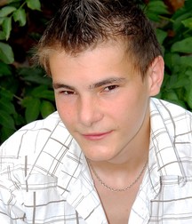 4 beaux jeunes mecs. 5ab41f6be3f75.jpg