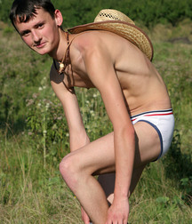Hot boys. 5ab68ad1475c2.jpg
