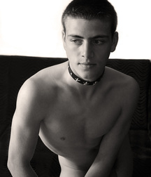Some sexy boys. 5ac3e36c56500.jpg