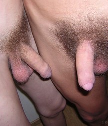 2 boys. 5adf7c482a84c.jpg