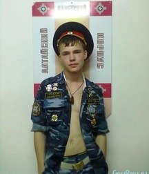 Boys in uniform hats 57e1b273d70e2.jpg