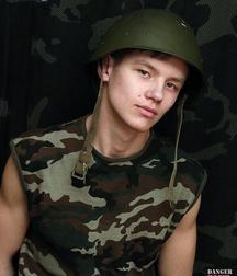 Russian soldier boy (forgot his name) 594433dfd3c82.jpg