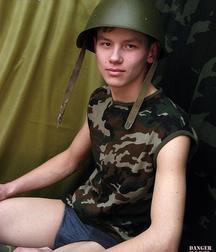 Russian soldier boy (forgot his name) 594433e34f0b6.jpg