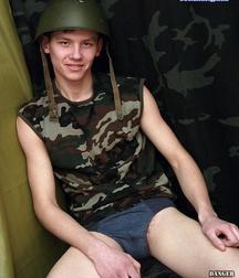 Russian soldier boy (forgot his name) 594433e90c1a2.jpg