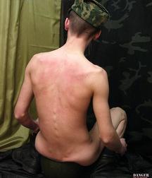 Russian soldier boy (forgot his name) 5944341eef03a.jpg