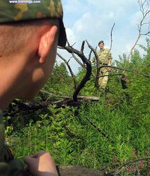 Two Russian soldier boys out on patrol 5945b0f95a7bd.jpg