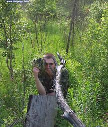 Two Russian soldier boys out on patrol 5945b0fb9e07e.jpg