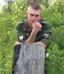 Two Russian soldier boys out on patrol 5945b100b77a1.jpg
