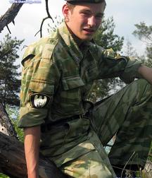 Two Russian soldier boys out on patrol 5945b107a9f63.jpg