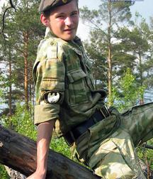 Two Russian soldier boys out on patrol 5945b10a05bbb.jpg