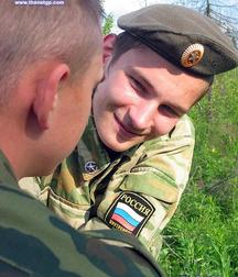 Two Russian soldier boys out on patrol 5945b10fc1441.jpg