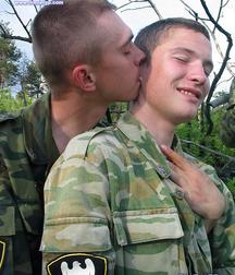 Two Russian soldier boys out on patrol 5945b11ec1bee.jpg