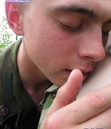 Two Russian soldier boys out on patrol 5945b12f1d8f4.jpg