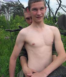 Two Russian soldier boys out on patrol 5945b146168ef.jpg