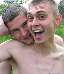 Two Russian soldier boys out on patrol 5945b1d09d639.jpg