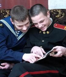 Russian sailor boy and cadet play with each other 5945b2a9bdd9c.jpg