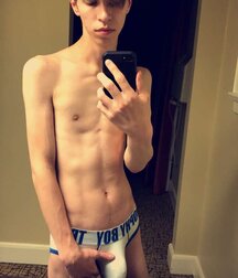 I'm back 5ec9dd6681298.jpg