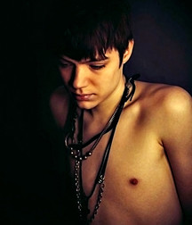 Somebody To Love 5ab01bd50cf3e.jpg
