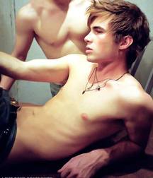 Boyz 7 5a2eb9f65e8df.jpg