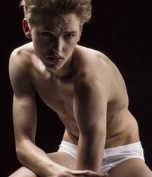 Boyz on the net 2 5a7fcfb70e254.jpeg