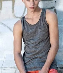 Twink dreams  5bca039ea6819.jpeg