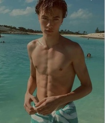 Twink dreams  5bca03a582447.jpeg