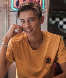 Loveboys 5 5c13c37a7e4d3.jpeg