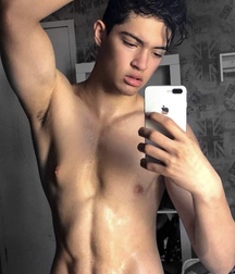Loveboys 44 5ce006f08ffe3.jpeg