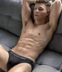 Loveboys 129 5ed2708cb8639.jpeg