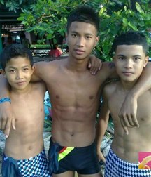 nice boy 58947c65e1dfe.jpg