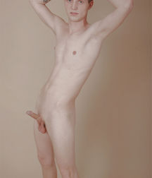 cute smaller guys 592d9b999510e.jpg