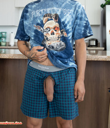 Lobo – LatinBoyz 5dd38faa797b7.jpg