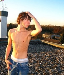 Beautiful Boy 5bd29c04b5ebc.jpg