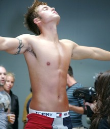 Beautiful Boy 5bd29cfbd49e7.jpg