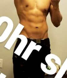 Sexy Shirtless Guys 9 606f597667ac6.jpg