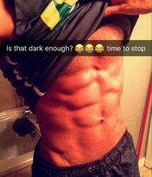 Sexy Shirtless Guys 9