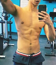 Sexy Shirtless Guys 9 606f598342eda.jpg