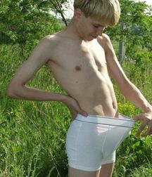 Revealing Undies 5b19516796e3a.jpg