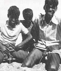 Vintage Pissers 5b1adbfad9e5c.jpg