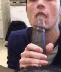 Sucking Gifs 5b1b1dbee339f.gif
