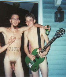 Musicians 4 5b1b2cfb08601.jpg