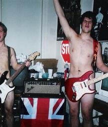 Musicians 4 5b1b2d1a1f5ab.jpg