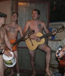 Musicians 4 5b1b2d1f02ae6.jpg