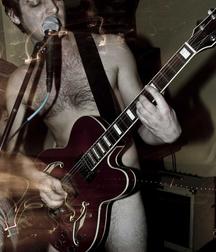 Musicians 4 5b1b2d2054493.jpg